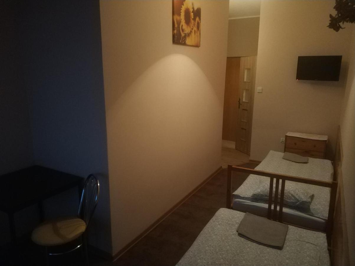 Hotel Mark Marki  Esterno foto